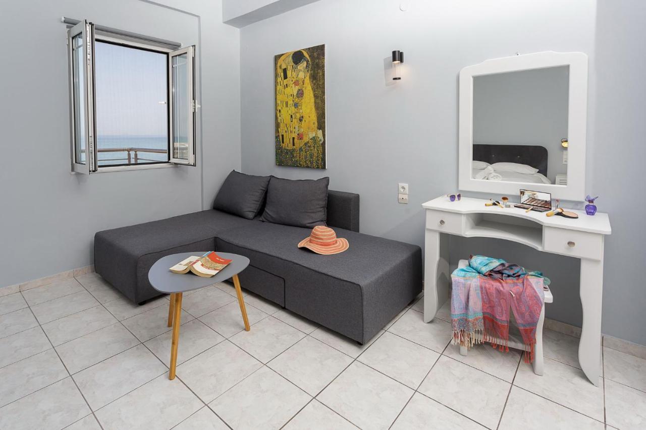 Sole Mare Seaside Apartments Gouves Bagian luar foto