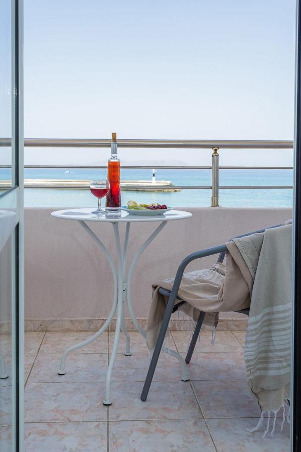 Sole Mare Seaside Apartments Gouves Bagian luar foto
